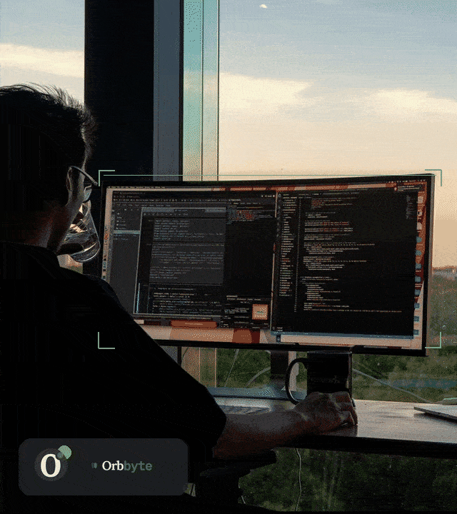 Consultor de TI em ambiente de trabalho